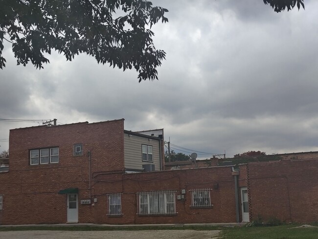 Photo - 4109 W 63rd St