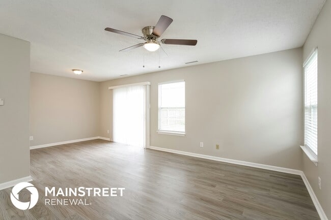 Photo - 4506 Redcliff S Ln