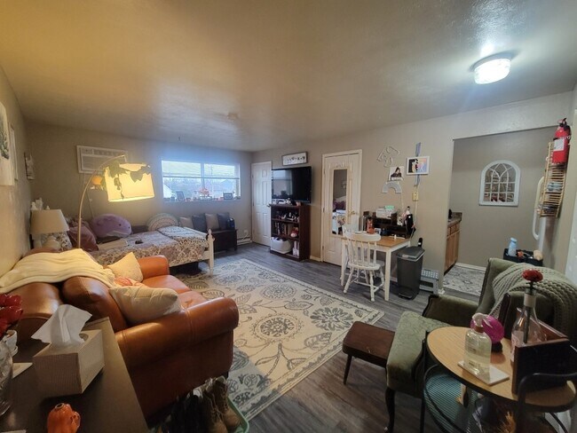 Photo - 216 E Sycamore St Unit 3