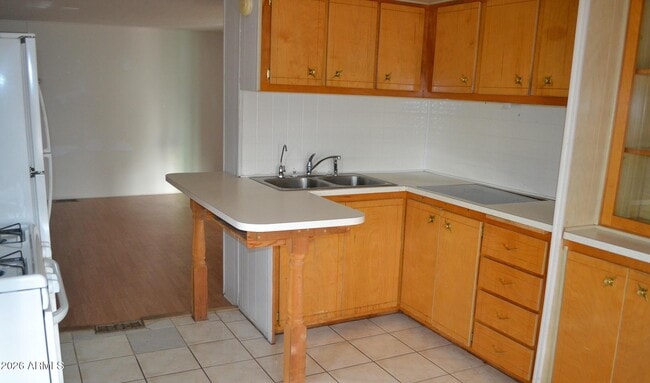 Photo - 731 S 85th St