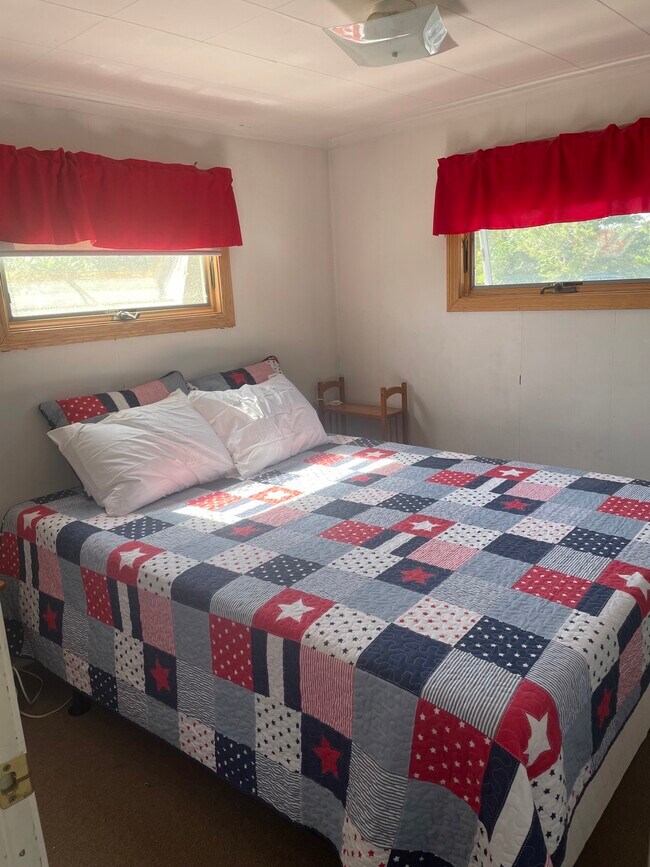 174 N Shore Blvd Rental For Rent in Sandwich, MA