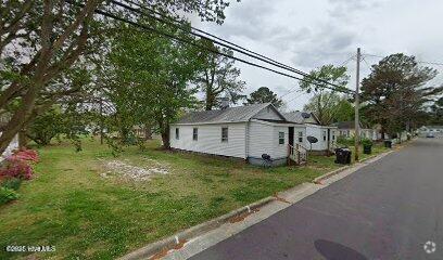 Building Photo - 3615 S Walnut St Rental