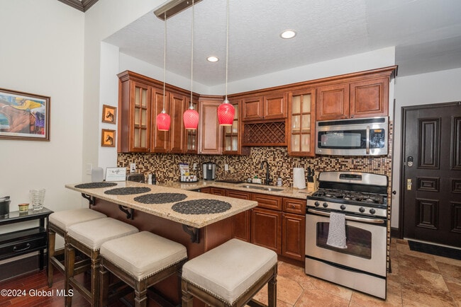 Photo - 1 Spring St Unit 201