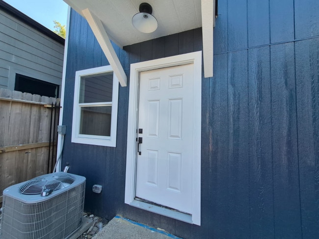 Photo - 3268 Holman St Unit 3