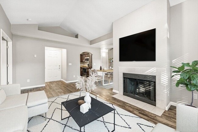 Photo - Club at Tanasbourne