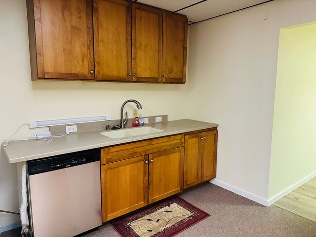 Photo - Pet Friendly 2 bedroom with Laundry and Off Street Parking Unit 210 Hallowell Lane