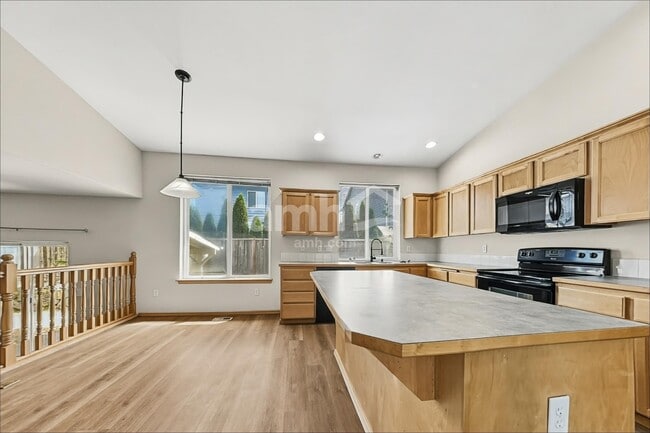 Photo - 18245 72nd Ave E