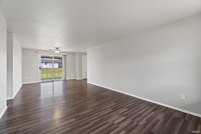 Photo - 3409 Collegiate Ct