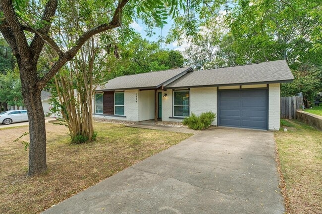 Photo - 7404 Lunar Dr