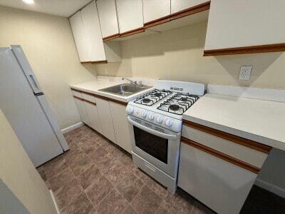 Building Photo - 1120 Commonwealth Ave Unit A Rental