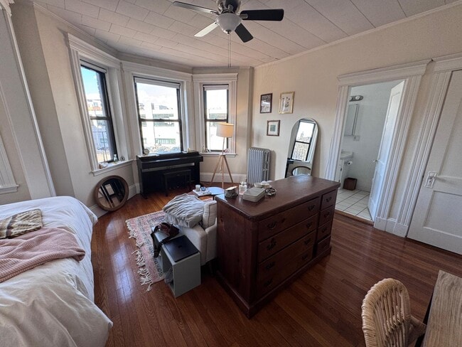 Photo - 1125 Commonwealth Ave Unit 15