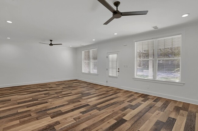 Photo - 2374 Forrest Ave