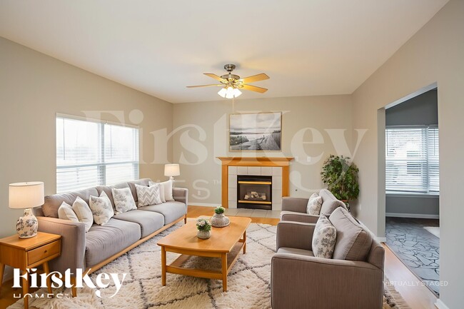 Photo - 13947 Royalwood Dr