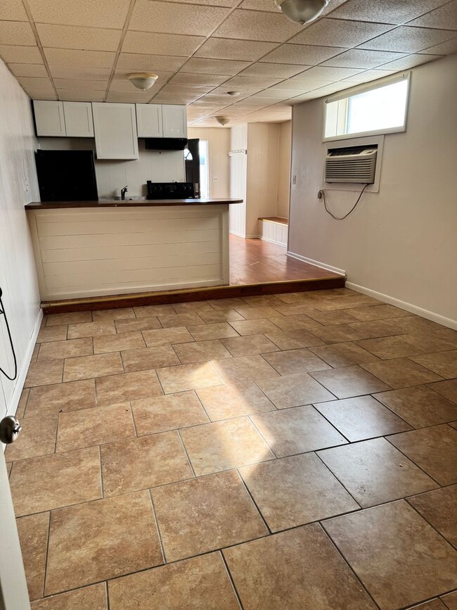 Photo - Newly Renovated 1 Bedroom in the Heart of Johnson City! Unidad 204 E Watauga - 1