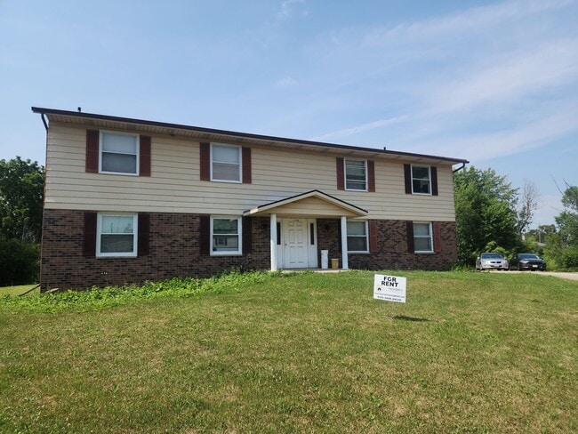 Building Photo - 1129 Primrose Ct Unit #2