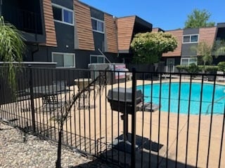 Jersey Way Apartments - Jersey Way Apartments