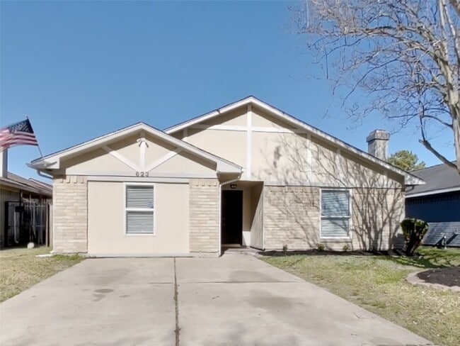 Building Photo - 623 Walston Ln