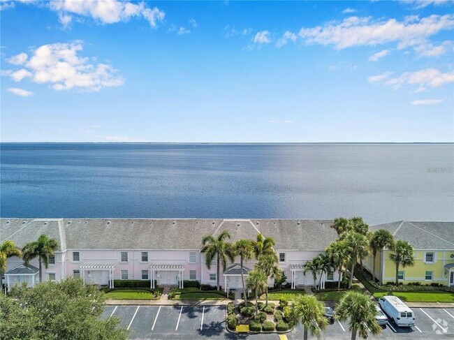 Building Photo - 5172 Coquina Key Dr SE Rental