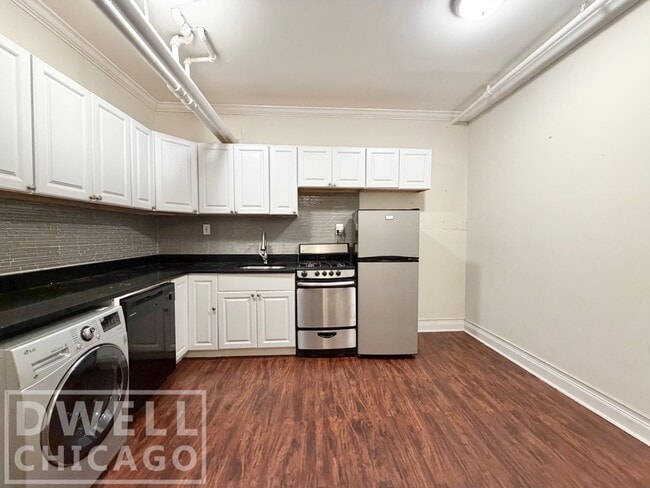 Photo - 2121 N Dayton St Unit 1B