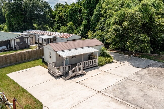 Building Photo - 20920 Crosby Fwy Rental
