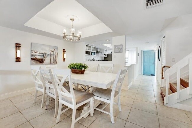 Photo - 716 NE 20th Ln