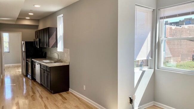 Photo - 813 N 41st St Unit 2