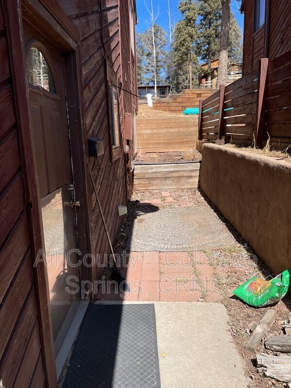 251 E Lake Ave Townhome Townhome Rental in Woodland Park CO