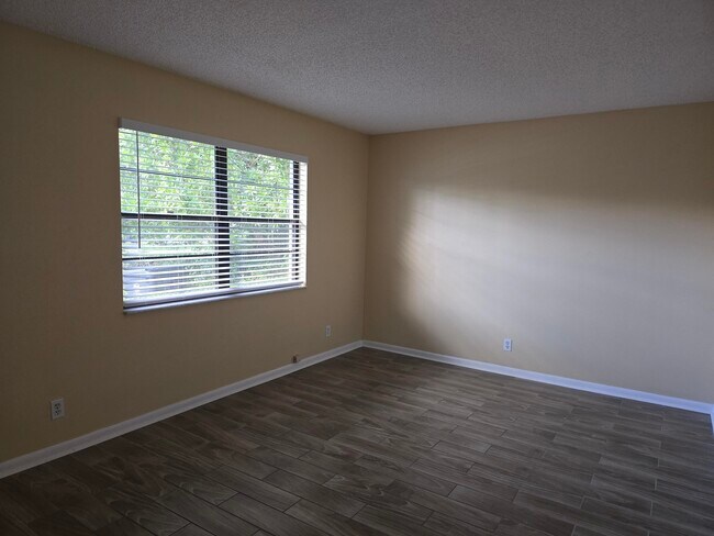 Photo - 13800 Bottlebrush Ct