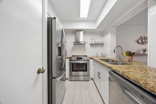 Photo - 6456 Bayou Glen Rd