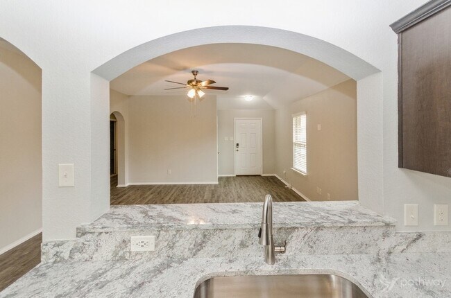 Photo - 206 Gallop Ct