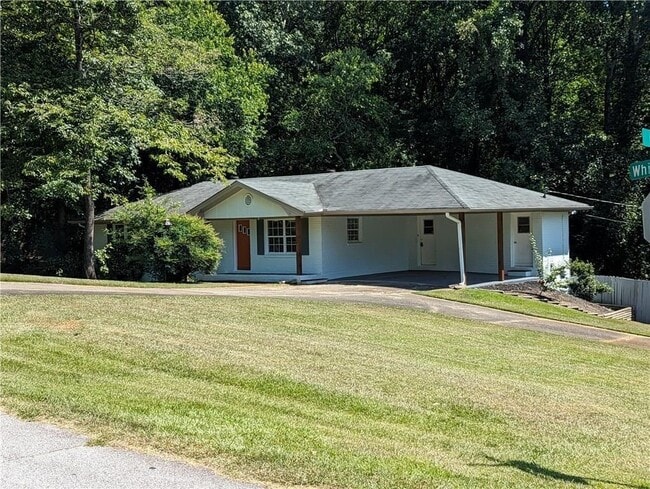 Photo - 1565 Whipporwill Dr SW