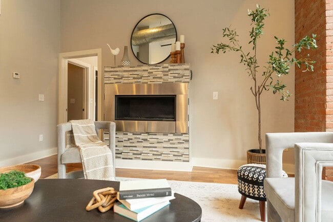 Photo - Erie Building Unit 204