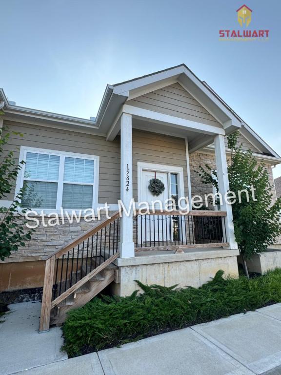 Photo - 15824 Riley St