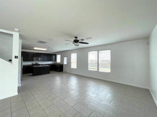 Photo - 6714 Dayridge Ln