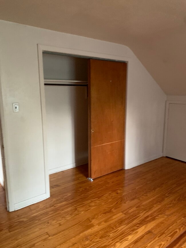 Closets - 2449 W Tilghman St Unit 2nd Floor