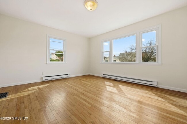 Photo - 2 Grange St Unit 1
