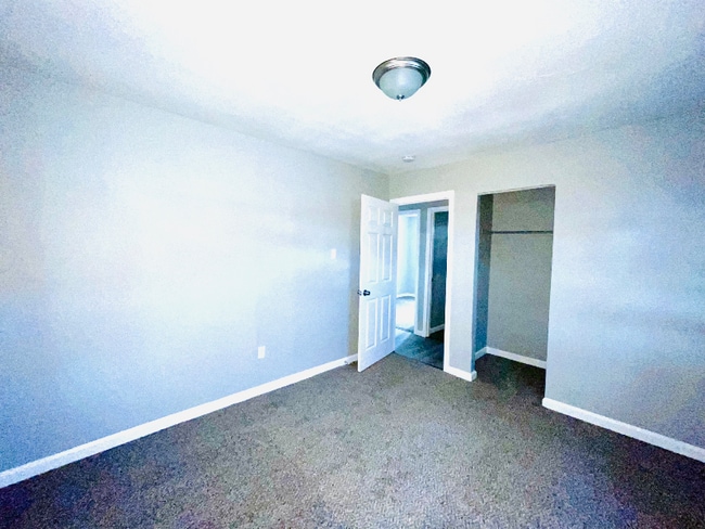 Photo - 24 Leonard Dr