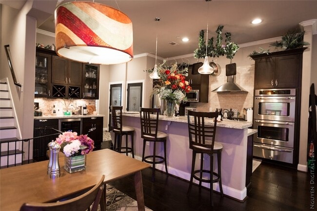 Photo - 1204 Cushing St