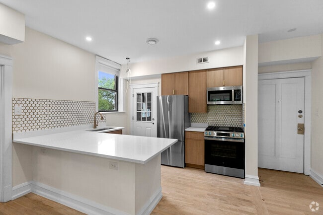 Building Photo - 4638 N Hamilton Ave Rental