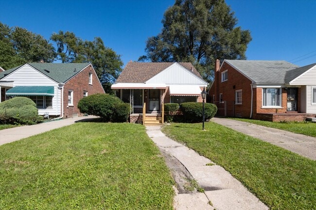 SECTION 8 ONLY - $1400 - 3 Bed and 1.5 Bat... - SECTION 8 ONLY - $1400 - 3 Bed and 1.5 Bat...