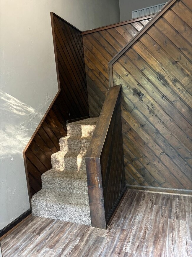 Building Photo - Killearn Townhome Unit B