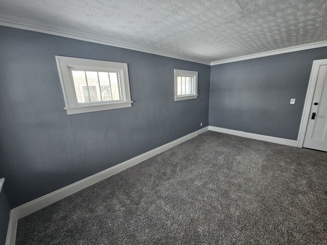 Photo - 1149 E 177th St