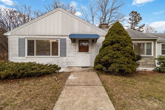 Photo - 58 Cutler Dr