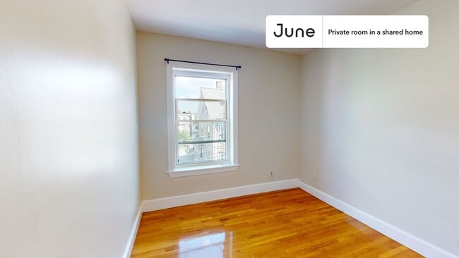 Photo - Room in Shared 4 bed/2 bath home Unidad A