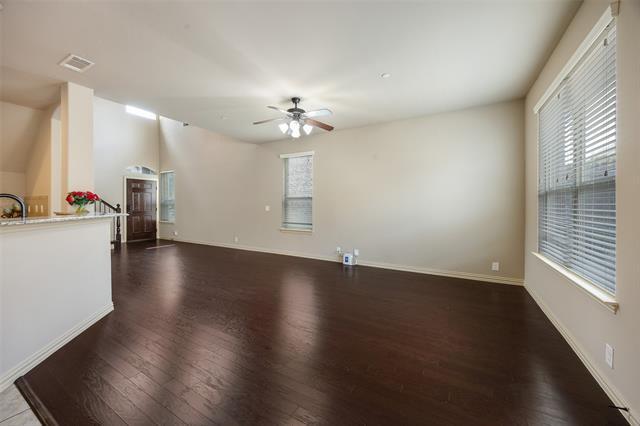 878 Caballero Ln