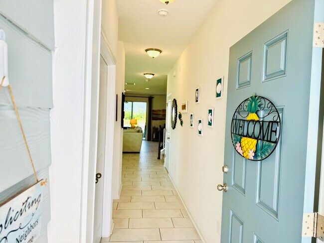 Photo - 128 Nighthawk Ln