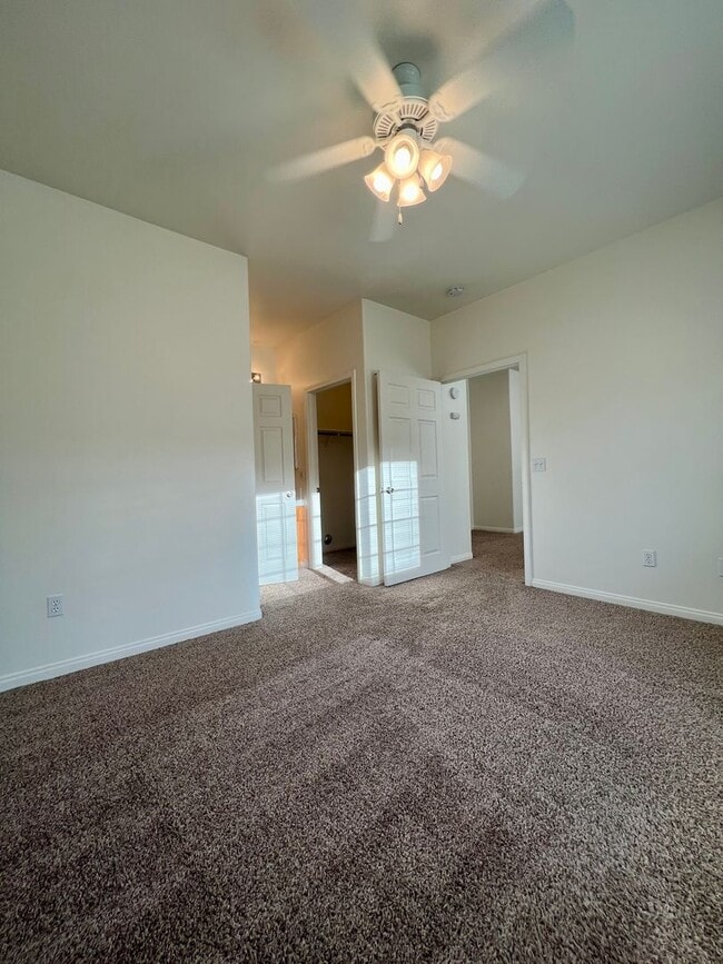 Photo - 712 Meadow Grove Ct Unit C