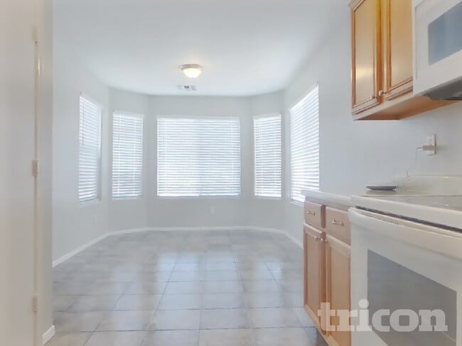 Photo - 10819 W Virginia Ave