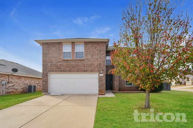 Building Photo - 1221 Dianthus Dr