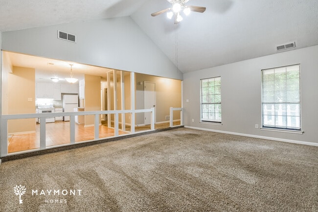 Photo - 512 Oak Rd SW